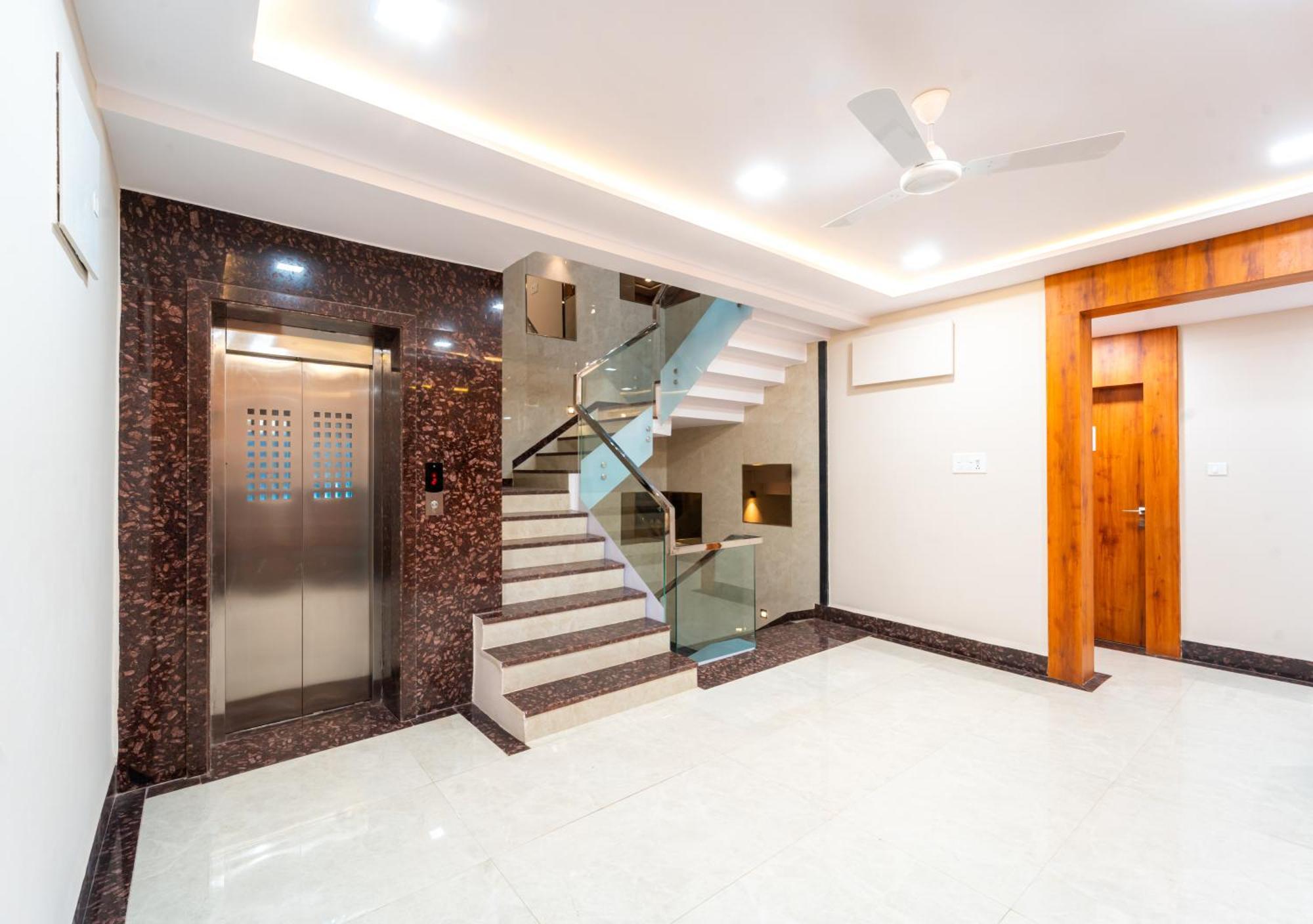 Aura Grande Indore